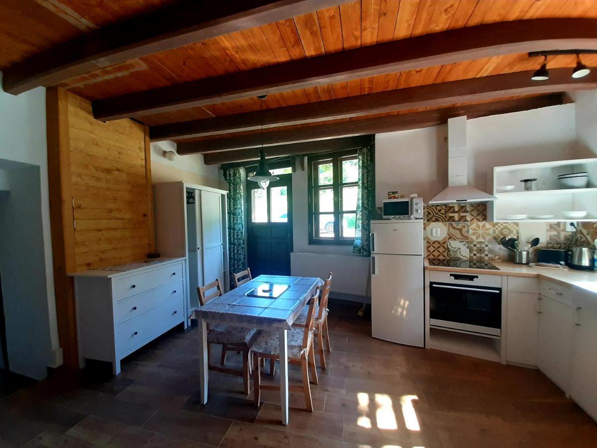 Villa Chaloupka U Lesa Borotin Exterior foto